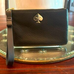 kate spade wristlet black pebbled leather w gold accents mint condition unused